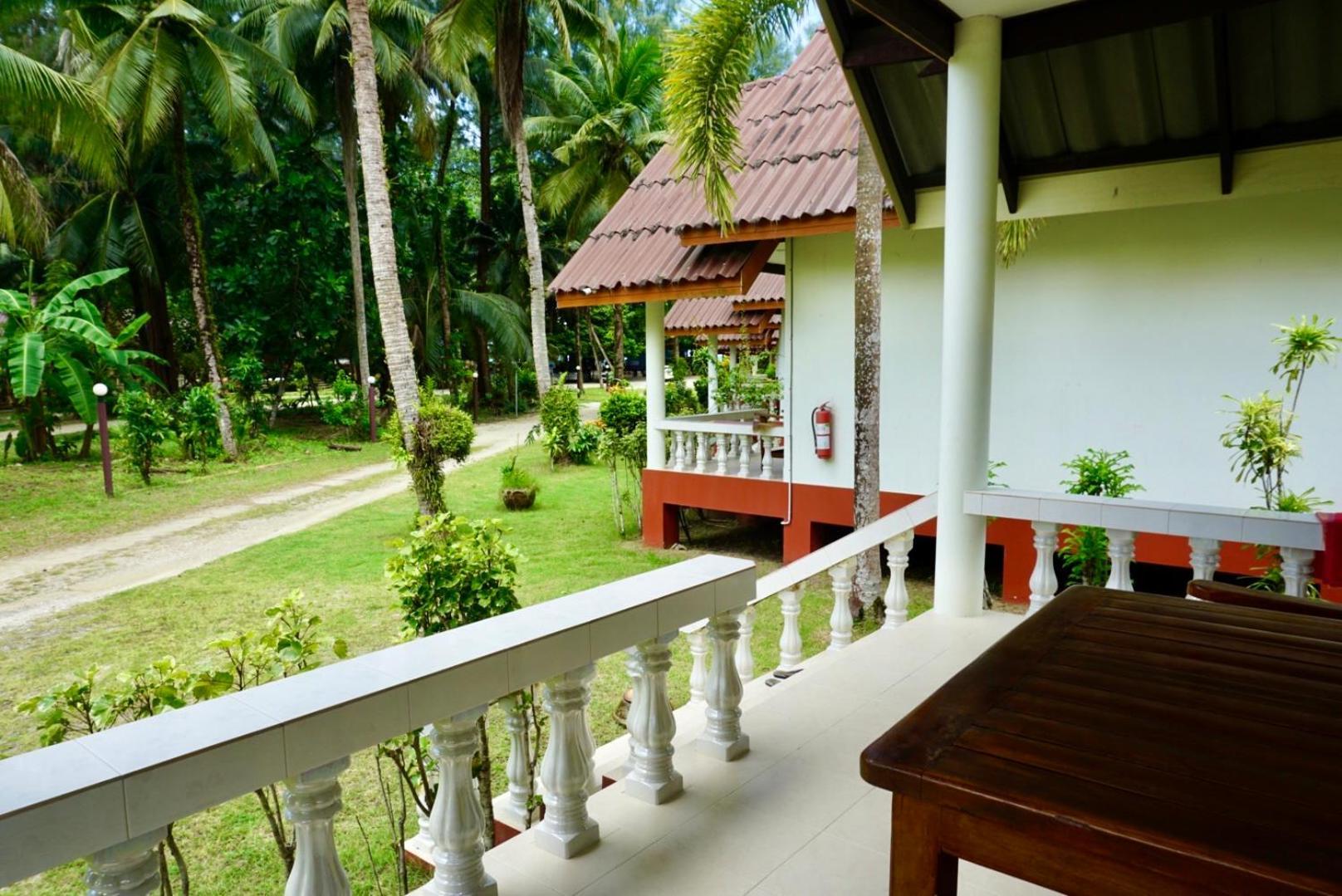Smilebeach Resort Khaolak Као Лак Екстериор снимка